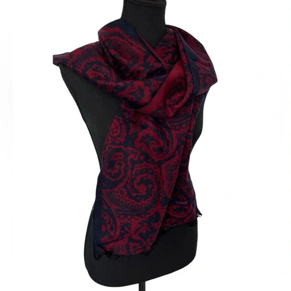 Vizoni Scarf with navy blue and red design - Picture 1 of 6